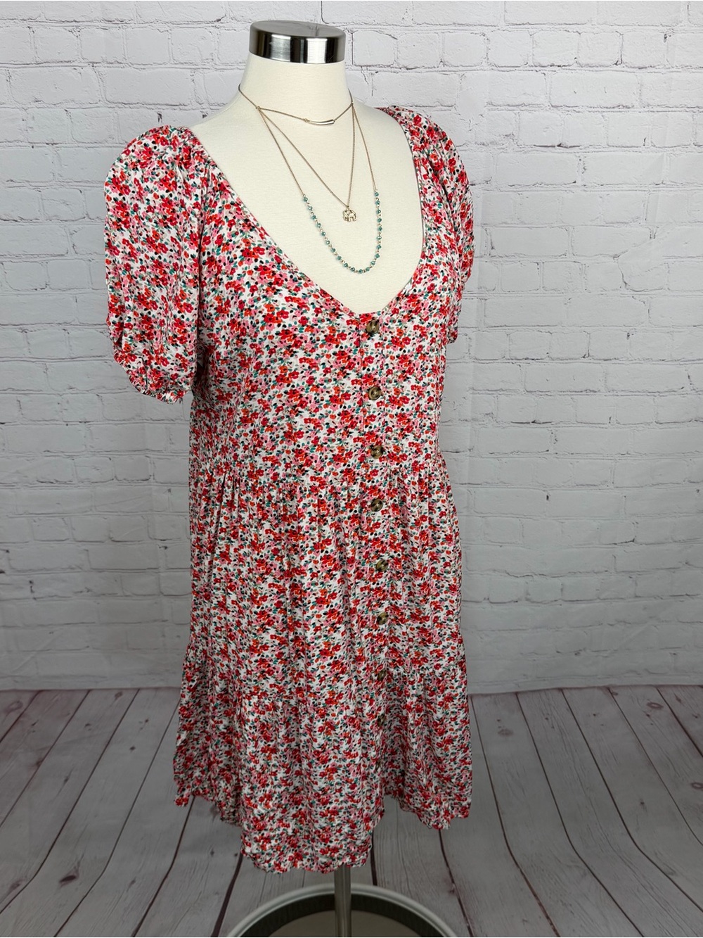 Just Found Ditsy Floral Puff-Sleeve V-Neck Midi Dress 1X Miss Honey Cottagecore